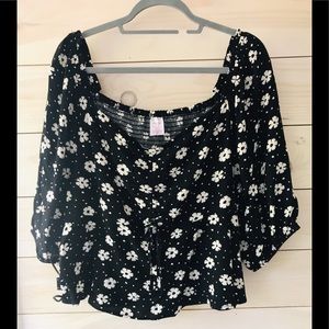 NWOT Off the Shoulder Floral Print Top 3X(junior)